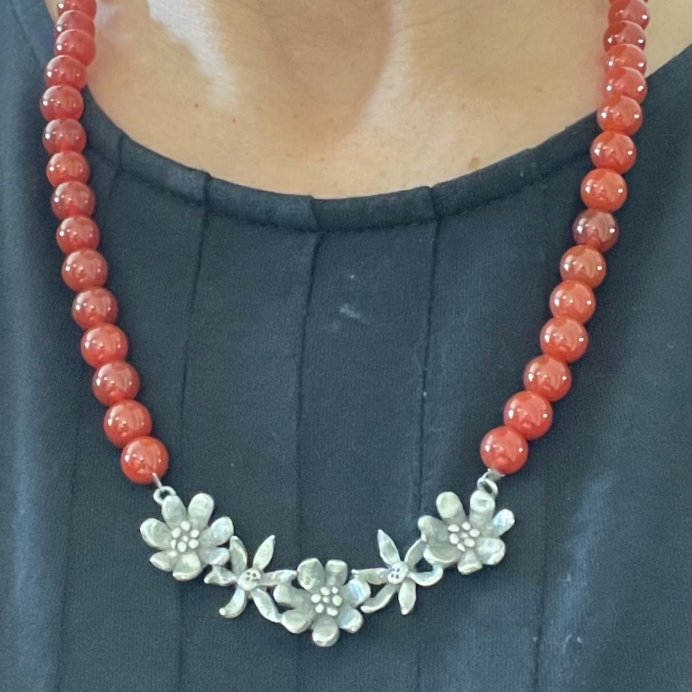 Lisa Leonard bead and pewter flower necklace